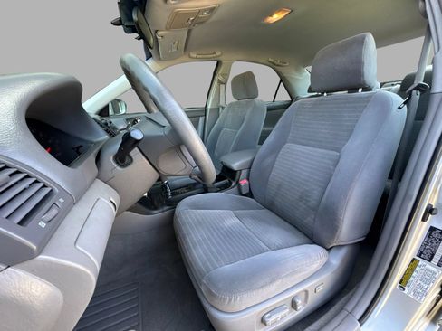 Used 2005 Toyota Camry LE FWD image 66