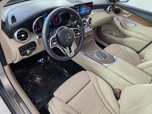 Certified 2020 Mercedes-Benz GLC 300 image 11