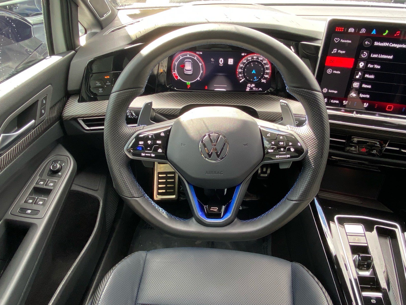 Certified 2025 Volkswagen Golf R Black Edition AWD/4WD image 6