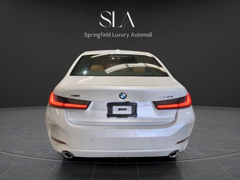 Used 2025 BMW 330i xDrive Sedan w/ Convenience Package AWD/4WD image 5