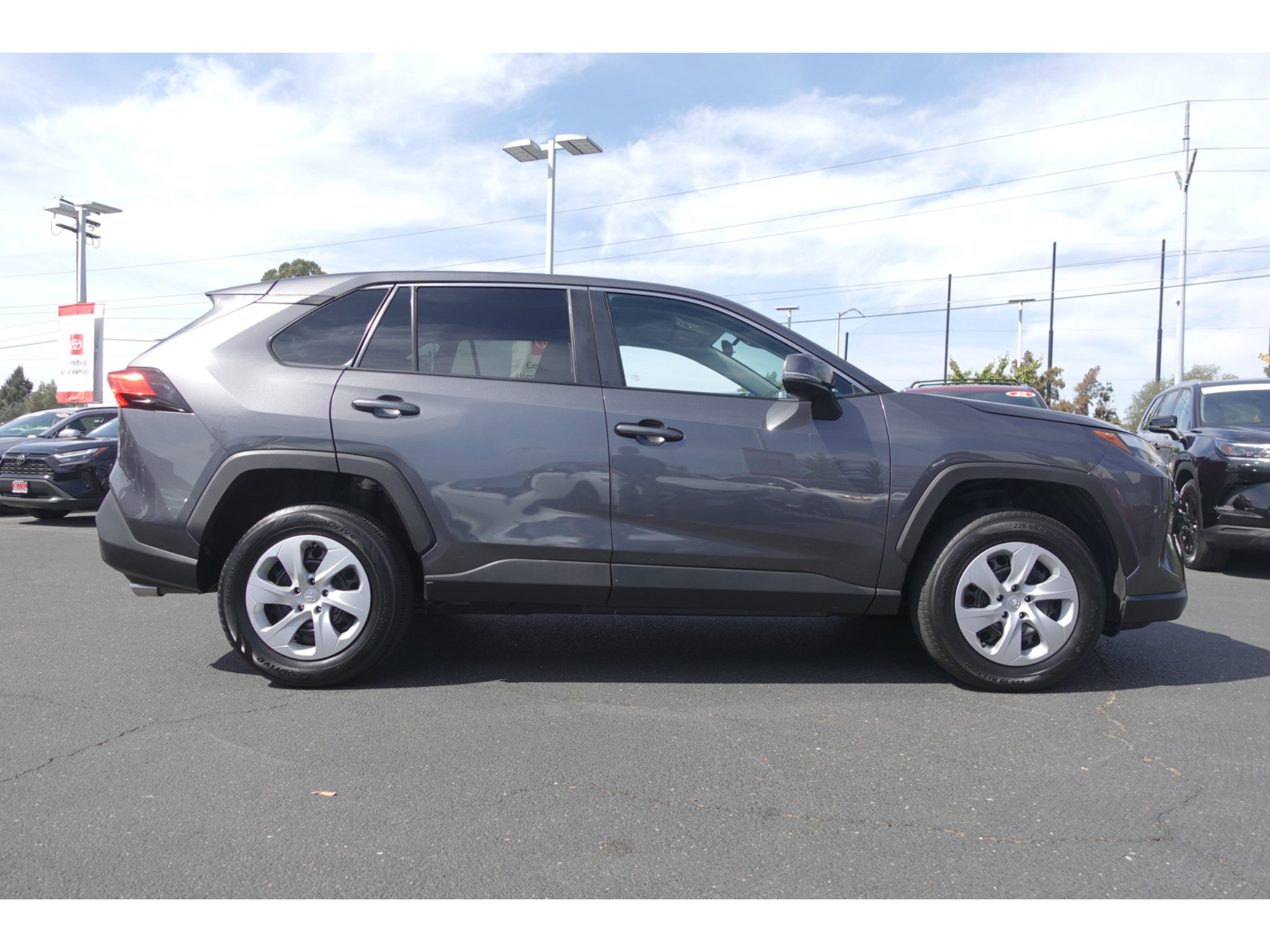 Certified 2024 Toyota RAV4 LE AWD/4WD image 2