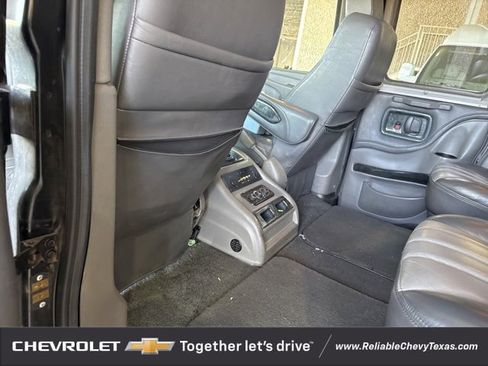 Used 2014 Chevrolet Express 1500 image 19
