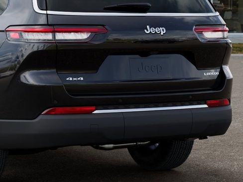 New 2026 Jeep Grand Cherokee L Laredo AWD/4WD image 13