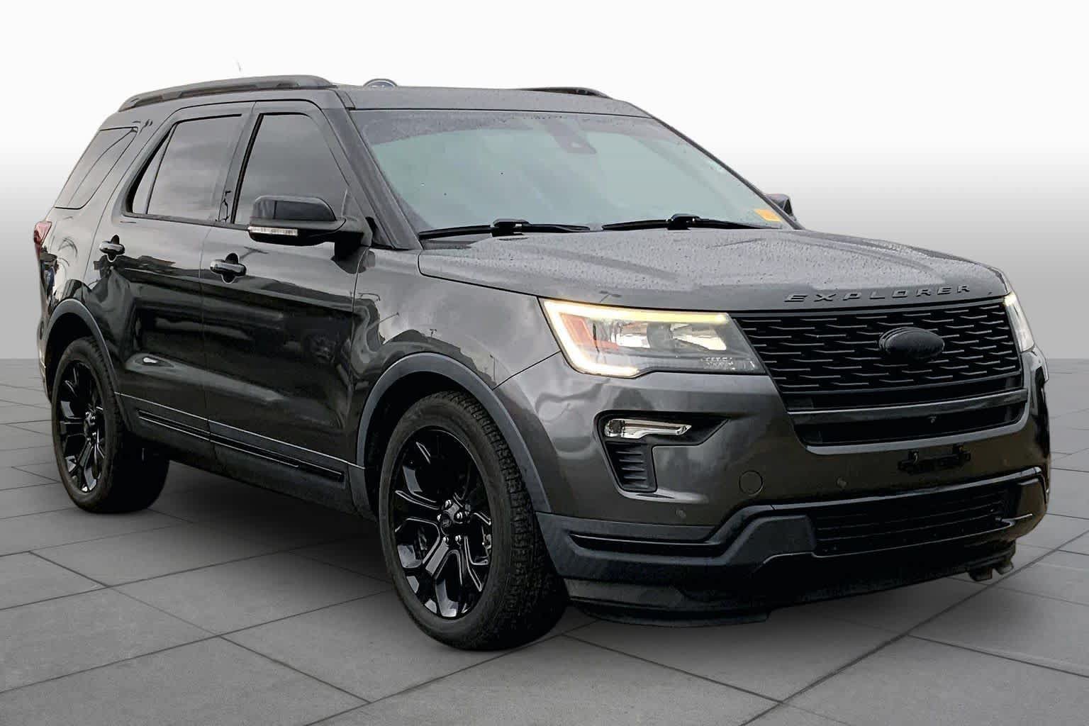 Used 2019 Ford Explorer Sport w/ Equipment Group 401A AWD/4WD image 3