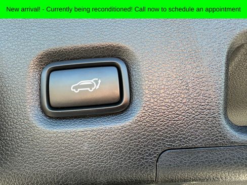 Used 2023 Hyundai Santa Fe Blue AWD/4WD image 8