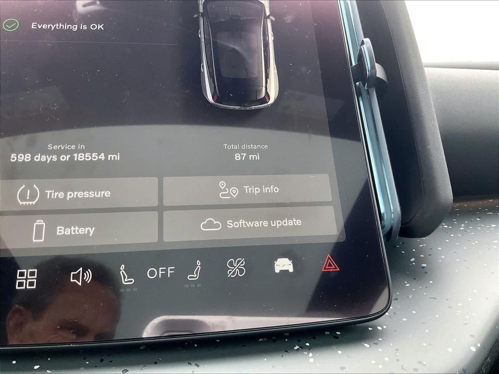 New 2025 Volvo EX30 Ultra w/ Protection Package Premier AWD/4WD image 19