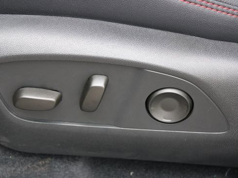 New 2026 Chevrolet Traverse RS w/ LPO, Floor Liner Package FWD image 21