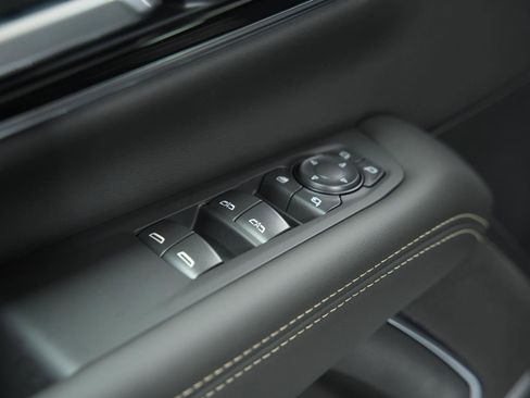 New 2026 GMC Yukon XL Elevation w/ Elevation Premium Package image 28