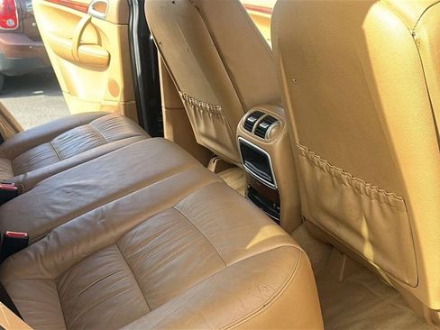 Used 2006 Porsche Cayenne AWD/4WD image 30
