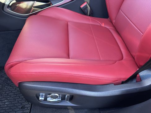 Used 2026 Jaguar F-PACE R-Dynamic S image 17