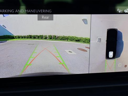 New 2025 Rolls-Royce Ghost image 11