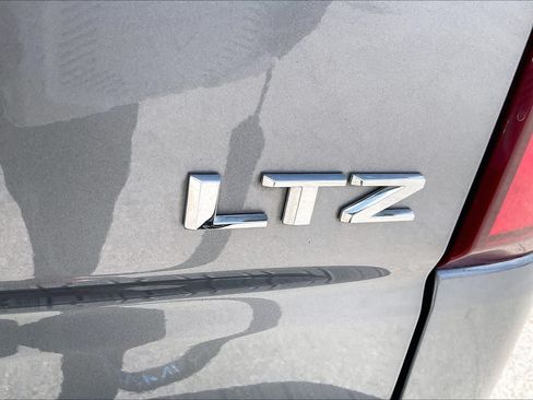 Used 2022 Chevrolet Silverado 1500 LTZ w/ LTZ Premium Texas Edition AWD/4WD image 10