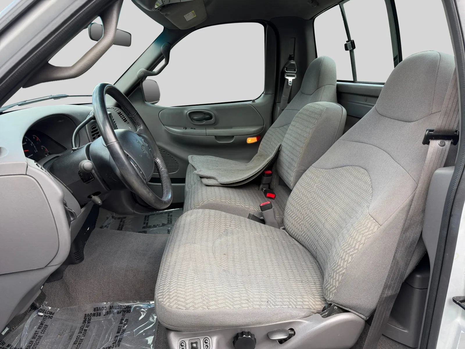 Used 2000 Ford F150 2WD Regular Cab image 10