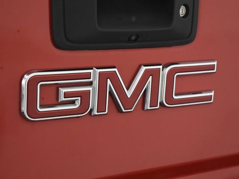 Used 2017 GMC Sierra 1500 SLT w/ SLT Premium Package AWD/4WD image 31