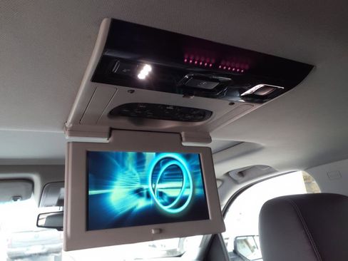 Used 2015 Chevrolet Tahoe LT w/ Luxury Package image 14