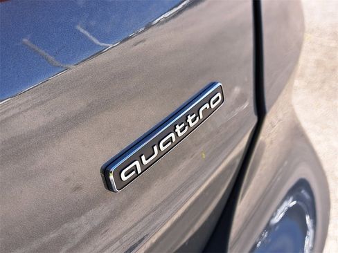 New 2025 Audi Q3 2.0T Premium image 6