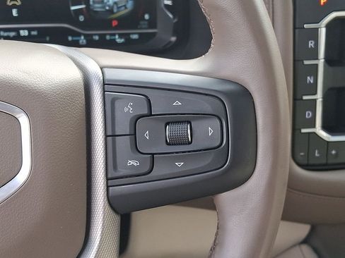 Used 2023 GMC Yukon Denali image 22