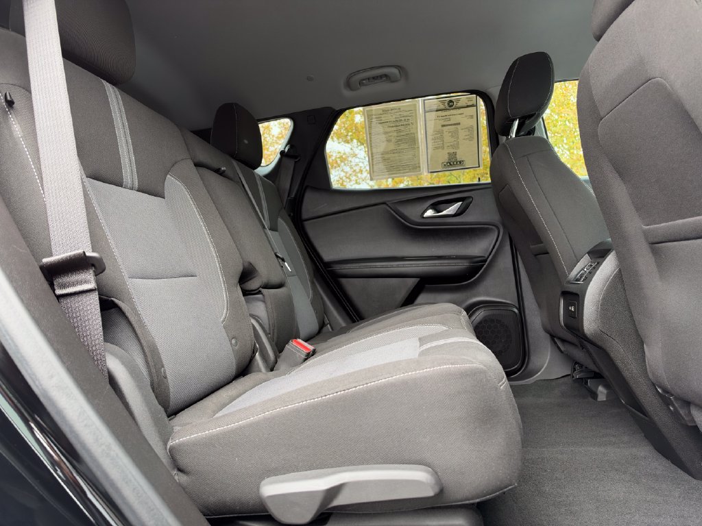 Used 2024 Chevrolet Blazer LT w/ Convenience Package FWD image 14
