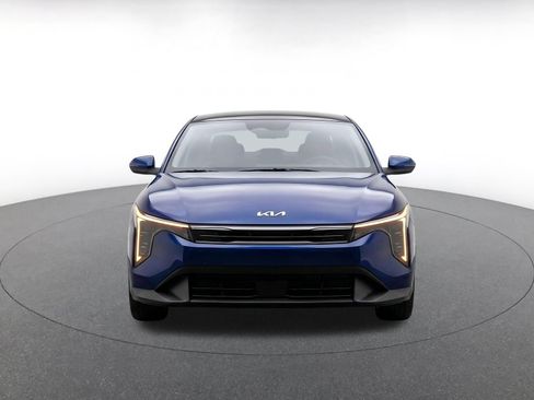 Used 2025 Kia K4 FWD image 3