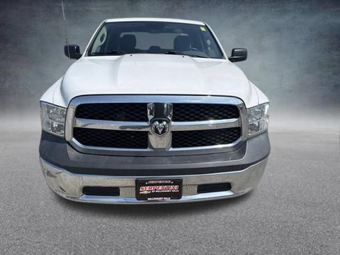 Used 2017 RAM 1500 ST w/ SXT Appearance Group AWD/4WD image 3
