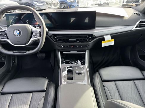 New 2026 BMW 330i xDrive Sedan w/ Premium Package AWD/4WD image 28