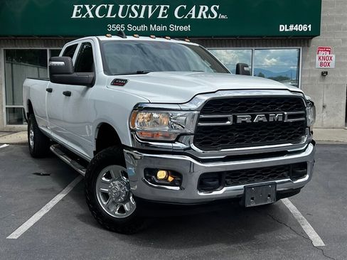 Used 2024 RAM 3500 Tradesman w/ Chrome Appearance Group AWD/4WD image 1