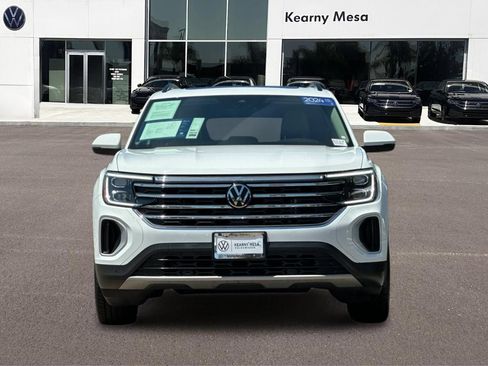 Used 2024 Volkswagen Atlas SE AWD/4WD image 9