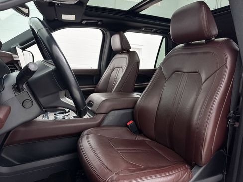 Used 2023 Ford Expedition Max Limited image 22
