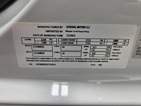 Used 2025 GMC Sierra 1500 AT4 w/ Technology Package AWD/4WD image 52