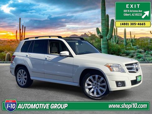 Used 2010 Mercedes-Benz GLK 350 4MATIC image 1