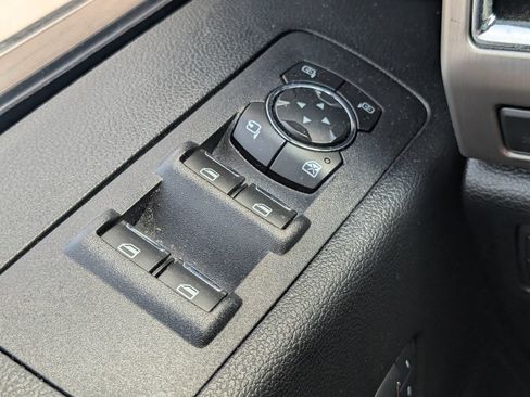 Used 2016 Ford F150 Platinum w/ Equipment Group 701A Luxury AWD/4WD image 15