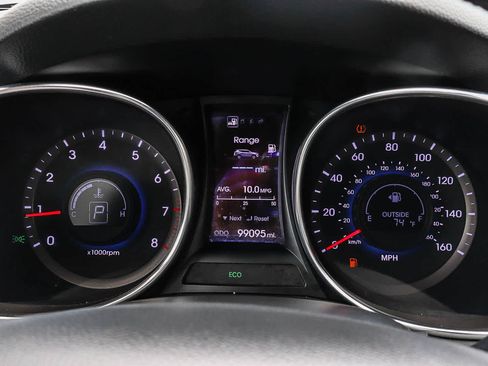Used 2013 Hyundai Santa Fe Sport 2.0T AWD/4WD image 30
