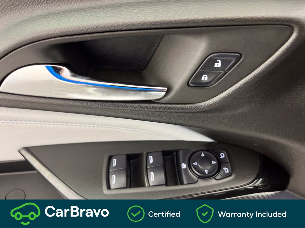 Certified 2025 Chevrolet Trax LT w/ Driver Confidence Package FWD image 19
