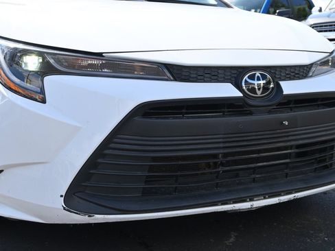 Used 2023 Toyota Corolla LE FWD image 27