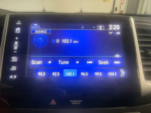 Used 2017 Honda Pilot EX-L image 35