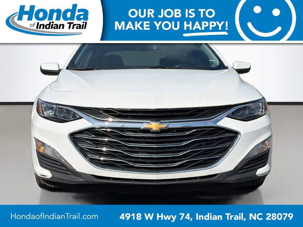 Used 2024 Chevrolet Malibu LT FWD image 3
