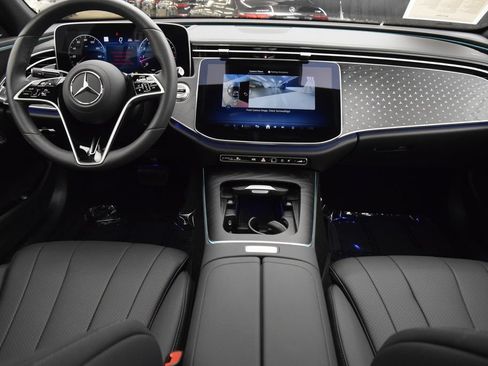 Used 2026 Mercedes-Benz E 350 4MATIC Sedan w/ Driver Assistance Package image 20