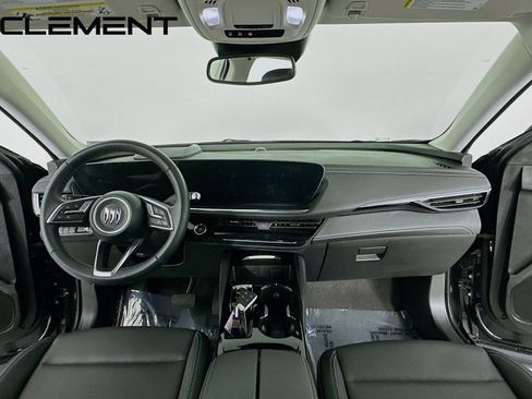 Used 2025 Buick Envision Preferred AWD/4WD image 12