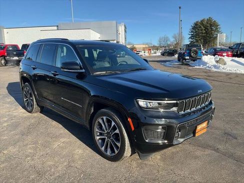 Certified 2022 Jeep Grand Cherokee Overland image 1