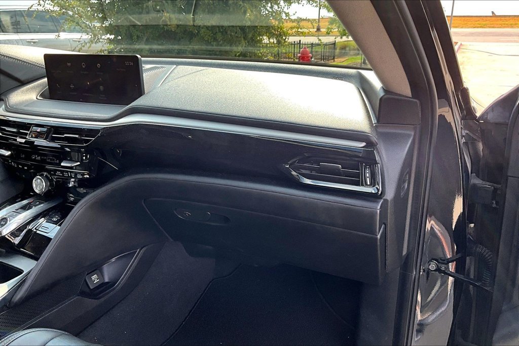 Used 2023 Acura MDX w/ Technology Package AWD/4WD image 18