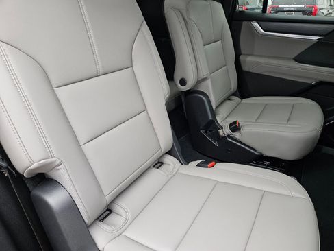 New 2026 GMC Acadia Elevation w/ Elevation Premium Package image 30