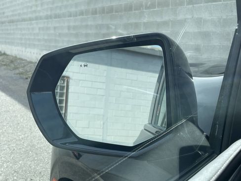 Used 2021 Cadillac Escalade Sport image 8