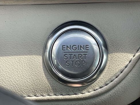 Used 2024 Lincoln Nautilus Reserve w/ Equipment Group 202A image 26