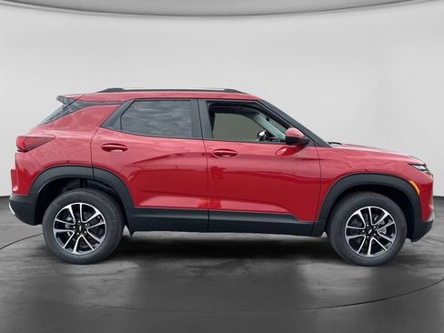 New 2026 Chevrolet TrailBlazer LT w/ Convenience Package AWD/4WD image 5