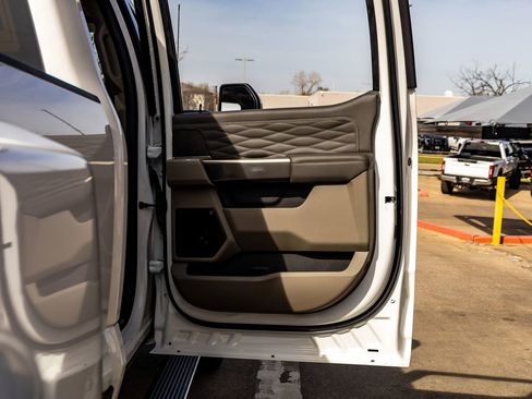 Used 2025 Ford F450 Platinum w/ Platinum Plus Package image 37