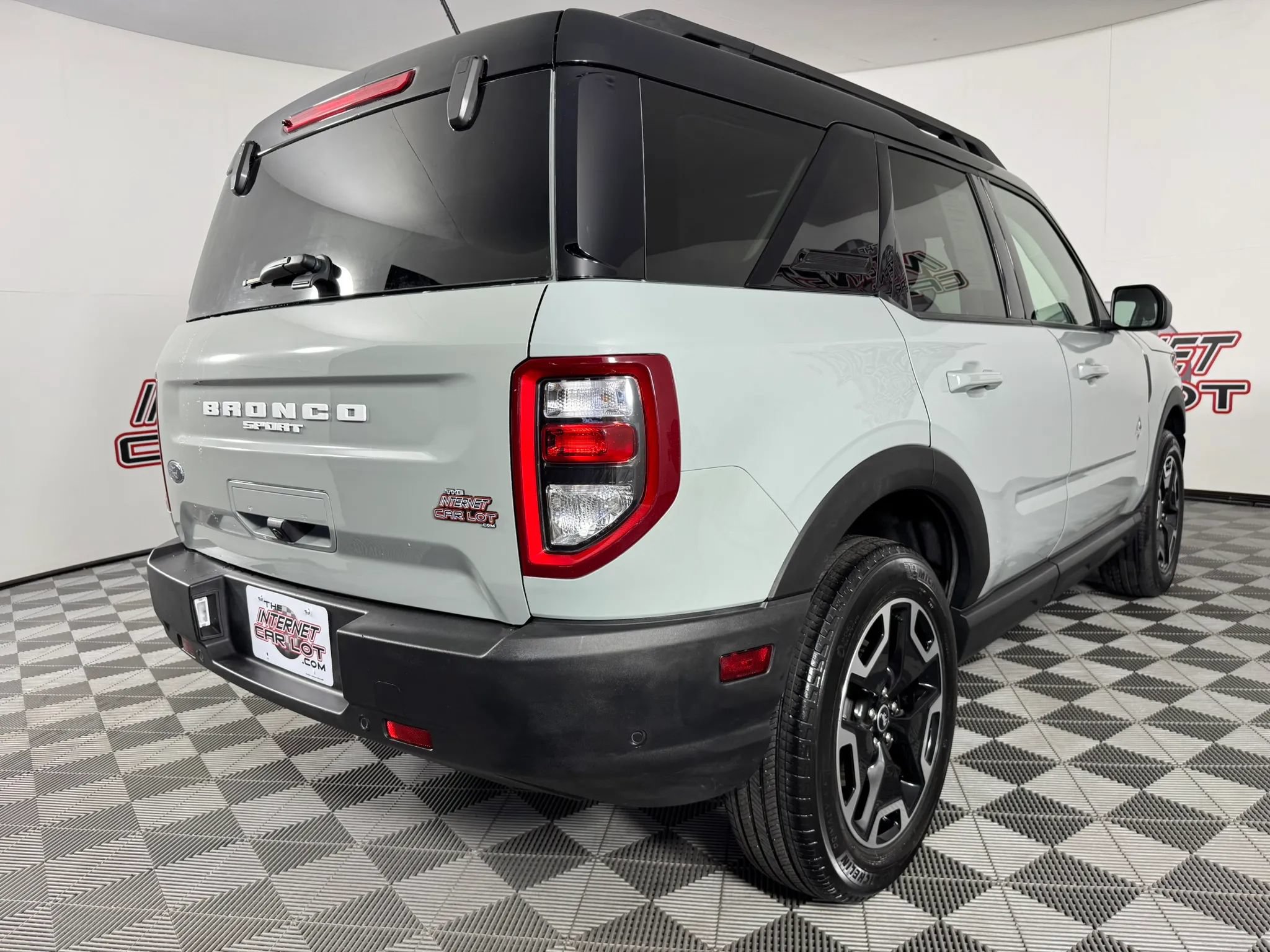 Used 2024 Ford Bronco Sport Outer Banks w/ Tech Package AWD/4WD image 30