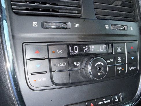 Used 2011 Dodge Grand Caravan Crew image 13