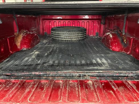 Used 2010 Ford F150 XLT image 25