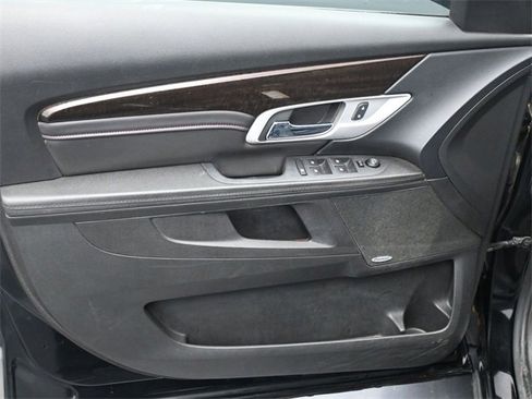 Used 2017 GMC Terrain Denali image 9