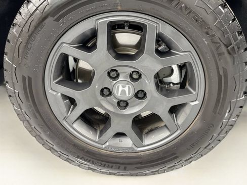 Certified 2025 Honda Pilot TrailSport image 33